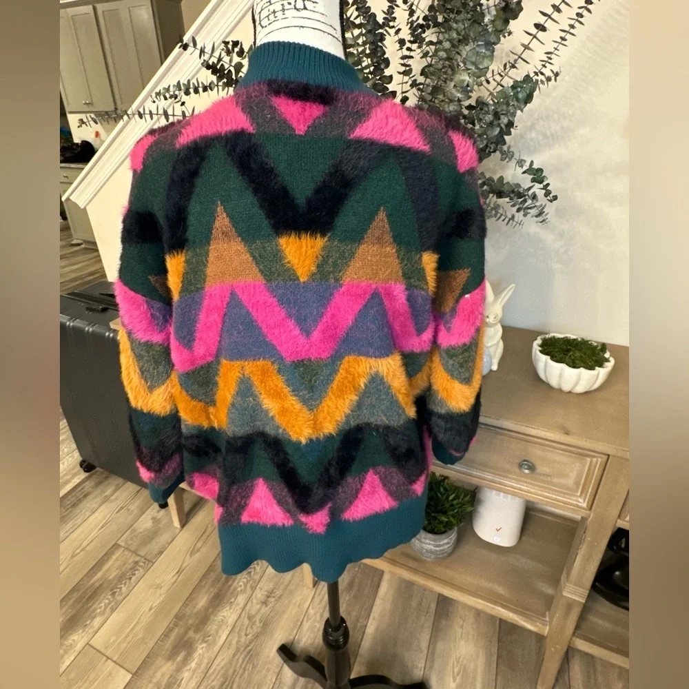 BEL KAZAN embrace vibrant